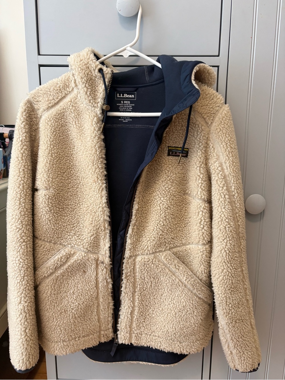 L.L. Bean Women's Cream Sherpa Fleece Jacket with Navy Liner